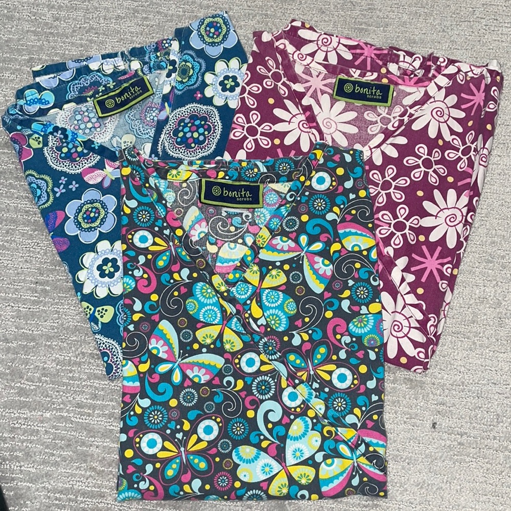 Scrub tops set of 3
